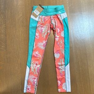 Dakine surf leggings. UPF 50+. NWT